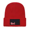 Fashion Red logo Sport Bone Design Inverno Cappelli per gli uomini Donne Donne Cappello in lana a maglia Berretto in lana Maglia Berretto Berretto Berretto Gorros Touca Addensare Cappuccio caldo