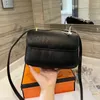 Fashional Flap Black Pink One Shoulder Crossbody Bags For Women Ladies Girls Summer Guft läderbutik Brown Cross Body Hand Bag307i