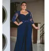 Plus Size Moeder van de Bruid Jurken voor Bruiloft Donker Marineblauw Kant Chiffon Kolom Vloer Lengte Vrouwen Formele avondjurken265D