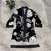 Top Black Bath Robe Hipster Högkvalitativ Kvinnors Designer Sleepwear Hem Badrum Oudoor Privat Swimmingpool Lyx Kläder