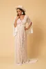 Bohemian A Line Abiti da sposa in pizzo pieno Abiti da sposa Scollo a V profondo Sweep Train Backless Manica lunga Stile country Boho Vestidos De Novia