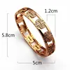 Europe America Fashion New Style Lady Women Titanium Steel Graved B Letter Hollow Out Inställningar Diamond Bangle Armband 2 Color9238065