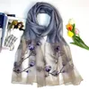 Écharpe en soie réelle de nouvelle mode 2020 pour les femmes à la broderie imprimée pour femmes foulard de châle d'hiver de printemps taille 180x70cm 7 colo7049307