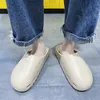 Coola sandaler skor mode slipper öken sand harts jorden brun sommarplattform sandale skum runner trippel svart ben vita män tofflor 64
