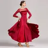 robe rouge à franges