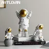 Ny modern heminredning astronautfigurer födelsedagspresent till man pojkvän abstrakt staty mode spaceman skulpturer guldfärg 26810896