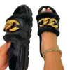 Slippers vrouwen bont glijbaan metalen ketting vrouwelijke harige sandalen dames outdoor pluizige zomer platte flip flops slip op platform dikke bodem schoen