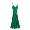 Casual Kleider XEASY 2022 Sommer Frauen Elegante Vintage Grün Dünnes Kleid Weibliche Mode V-ausschnitt Falten Split Party Sling Lange