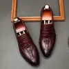 Män brittisk stil cowskin alligator klänningskor loafers äkta andningsbara läder snörning mode bröllop lägenheter