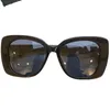 Mujeres de lujo Mariposa Bigrim Gafas de sol UV400 Gradiente Lente polarizada Metal Hueco Pierna Diseño 55-16-145 para gafas personalizadas conjunto completo Estuche de embalaje