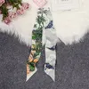 Ny modev￤ska halsduk blommig tryck kvinnor silkes halsduk mager band kvinnlig pannband twill huvud l￥nga halsdukar omslag