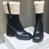 Superior Quality Luxury Designers Women Half Boots Mixed Color Wool Square Toes Rainboots Chunky Heels Platform Skor Combat Ankel Boot Martin Booties 34-40