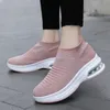 Großhandel 2021 Top Qualität Männer Frauen Sport Laufschuhe Mesh Atmungsaktive Sockenläufer Lila Rosa Outdoor Sneakers Eur 36-45 WY32-A12