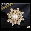 Pins, Moda Mulheres Big Pearl Broche Flor Cristal Rhinestone Snowflake Brooch Pins Gold Sier Cor para Lady Gift Designer Jóias Drop Del