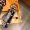 Высокий Qualtiy Brand Designer KeyChain Мода Кошелек Подвеска Автомобильные Цепи Шарм Сумка Клавиатура Модные Аксессуары Роскошный Ключ Кольца