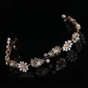 Forseven Gold Color Flower Pearls Rhinestone Headband Bandas para el cabello Mujer Niña Novia Noiva Fiesta de boda Joyería de cabello Purios
