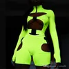 Mulheres Sexy Jumpsuits Designer Spring Manga Longa Shorts Bodysuit Fluorescente Green Schoolbag Buckle Botão Manga Longa Macacões C06