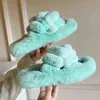 Inomhus Kvinnor Fur Slippers Fluffy Soft Tjock Flats Heel Non Slip House Skor Ladies Luxury Design Whosale Ytmtloy Zapato Mujer H1115