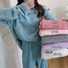 Vinter Varma Kvinnor Pyjamas Set Flannel Homewear Sweatshirt Hoodies Tjock Kvinna Sleepwear Plush Pyjamas Suit Solid Color 211215