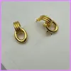 Novo 2021 Brincos Redondos Rua Moda Ouro Brinco Mulheres Desenhador Jóias Gold Ear Studs Senhoras para Party Wedding de Alta Qualidade D2110273F