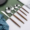20/30Pcs Wooden Tableware for Kitchen Cutlery Set Stainless Steel Dinnerware Sets Glossy Wood Western Food Knife fork Teaspoon 210928