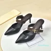 Designer-femmes chaussures habillées lettres talons cuir court femmes pantoufles or argent pompes femme fête chaussure de mariage mariée avec des talons