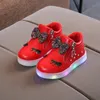 Ragazze Bambini Scarpe incandescenti Scarpe LED per bambini Cute Baby Sneakers luminose Kid casual Sneaker Princess Bow Light up Shoes Krasovki 210326