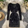 Gaganight Sequined Women Maxi Bodycon Klänning Långärmad Djup V Krage Sexig Bling Lady Bankett Klänningar Solid Slim Vestidos 210519