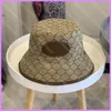 Yeni Yüksek Kaliteli Kadın Tasarımcılar Kova Şapka Başlığı Erkek Beyzbol Kapağı Beanie Casquettes Buck Hats Patchwork Fisherman Takılı HA5079011