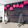 Papier peint Floral 3D personnalisé, planche de bois Simple avec fleurs rouges délicates, décoration de maison, salon chambre à coucher, peinture murale