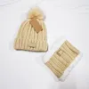 Mujeres diseñadoras Geanie Hat Luxury Knited Color sólido Autumn Invierno Bobble Sombreros Calientes Cabas para mujeres al aire libre