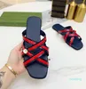 Met doos! Classics Woman Shoes Hoge Kwaliteit Slipper Lederen Platte Sandalen Mode Dia's Slide Rubber Dames Beach Dames 2021