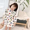 1-7 T Yürüyor Çocuk Bebek Kız Giysileri Fırfır Kalp Baskı Elbise Zarif Sevimli Tatlı Elbise Yüksek Bel Gevşek Bahar Güzel Kıyafet Q0716
