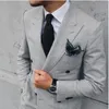 Мужские костюмы Blazers светло-серые мужские костюма куртка последнее пальто брюки дизайн двойной грудью формальный тонкий подходящий для Blazer смокинг 2 шт.