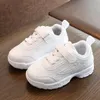 barn pojke tjej baby hög qaulity casual skor för barn sneakers svart vit rosa 3 färg lyx mode löpande sko