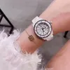 Relojes de pulsera Realmente cerámica Blanco Moda Marea Relojes Women Calendario Reloj de cuarzo impermeable