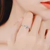 Cluster ringar kreativ valsvans för kvinnor charmiga kvinnliga blå kristall ring smycken romantisk kärlek lova