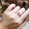 18K Weißgold Ring Smaragdschliff GH Farbe Rechteck 4 Krallen Luxus Jubiläum Verlobungsring Moissanit Schmuck