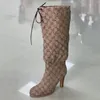 Kadın Yarım Çizmeler Tasarımcı Orijinal Ayakkabı Yüksek Topuk Gerçek Deri Bej Pembe Baskılı Tuval Boot Fermuar Danteller Rahat Ayakkabı US 11.3 NO335