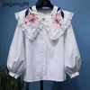 Korean Peter Pan Collar Spitze Stickerei Blumen Blusen Laterne Ärmel Frauen Tops Mode Lose Sweet Shirt Studenten 210601