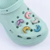 Nouvelles étoiles en gros et lune strass alliage chaussures en métal breloques design personnalisé sandales breloques chaussures en pierre décorations