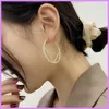 Yeni Altın Yuvarlak Küpe Kadın Moda Küpe Tasarımcı Takı Erkek Hediyeler Bayanlar için Mektuplar Kulak Çiviler Yüksek Kalite Gül Golden D219181F