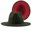 Berets enkla yttre ljusblå med vit botten ullfilt Jazz Fedora Hat Kvinnor Wide Brim Panama Party Trilby Cowboy Cap Män Gentleman