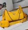 Borsetta da donna Designer di lusso Borse in nylon con lettere Borsa a tracolla hobo in tela all'ingrosso da donna Tote catene borse borse a tracolla 3 pezzi