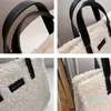 Doux Laine Femmes Grande Capacité Fourre-Tout Sacs Hiver Fourrure Fine Sangle Épaule Sacs À Main Solide En Peluche Classique Designer Sacs À Main Embrayage Sac Q1208