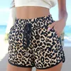 tjejer leopard shorts