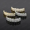 Europa y América Hip Hop Iced Out Square CZ Gold Plated Bling Teeth Grillz Top Bottom Diamond Teeth Grillzs Set para Hombres Mujeres Hip Hop Grills