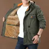 Открытый штурм костюм зимнее плюшевое толстое мужское пальто ветрозащитный водонепроницаемый альпинический костюм мужская большая многократная карманная рабочая куртка 210819