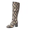 Joelho de inverno alta botas mulheres serpente cópia zíper bloco calcanhar longo leopardo redondo toe sapatos senhoras outono tamanho 210517
