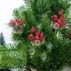 Guirnaldas de flores decorativas Selecciones de conos de pino y bayas navideñas rojas con ramas de acebo para manualidades decorativas florales navideñas Artificia249b